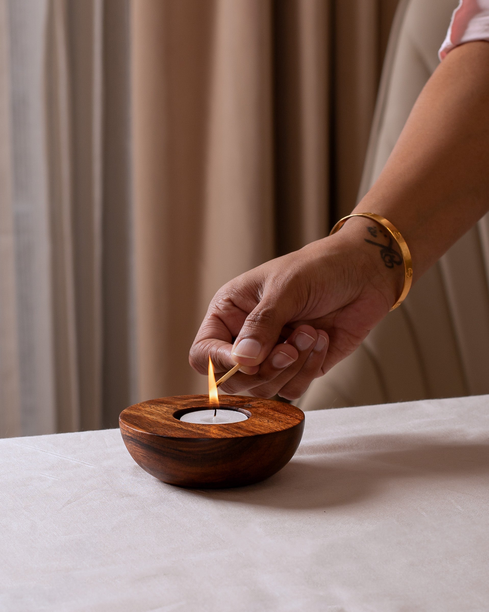 Arbor Nest Wooden Tealight Holder – Minimalist Disc Candle Stand